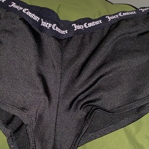 Am selling a black juicy couture medium and brand new